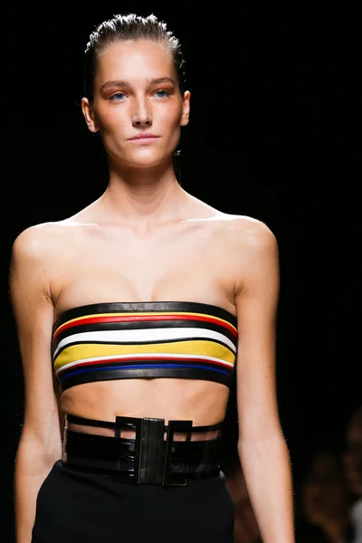 Look 73
